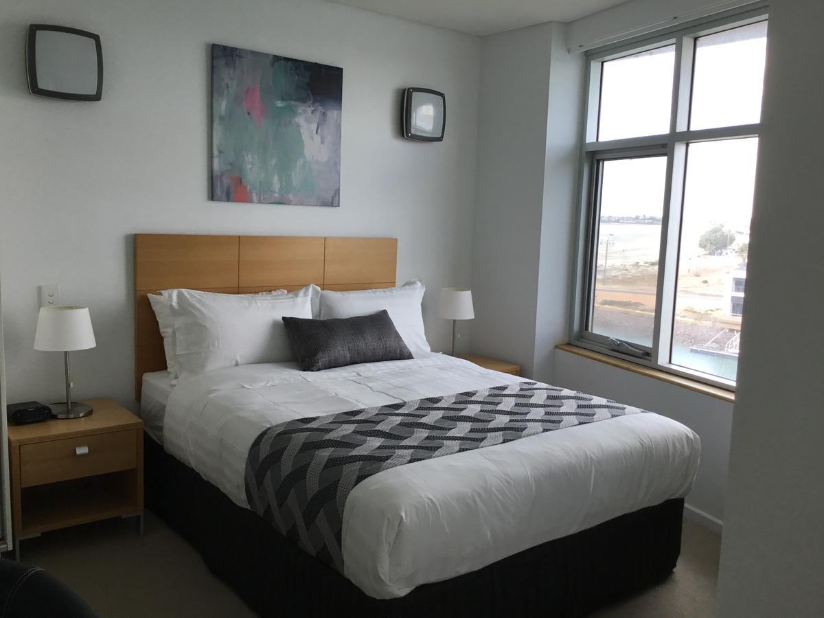 Wallaroo Marina Waterfront Luxe Apartment Экстерьер фото