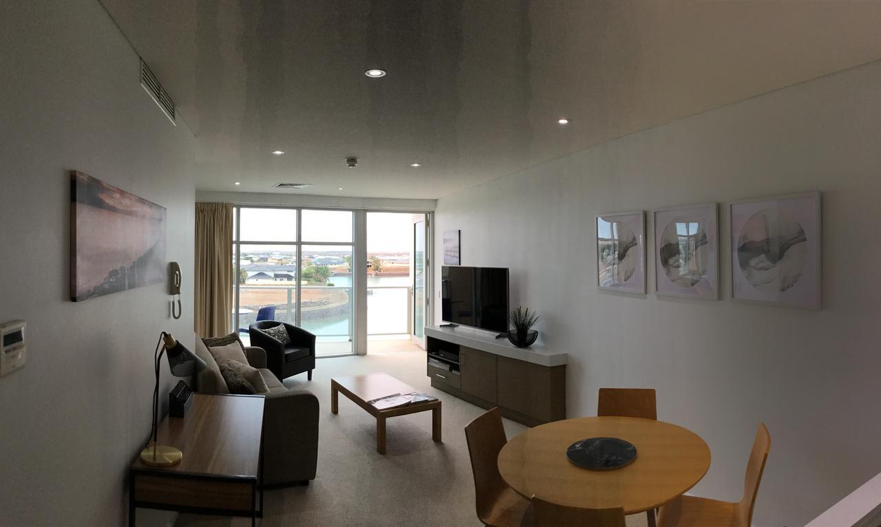 Wallaroo Marina Waterfront Luxe Apartment Экстерьер фото